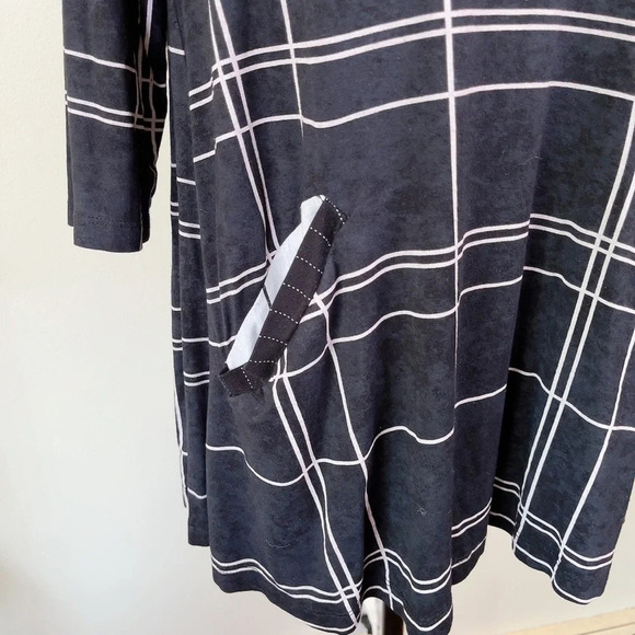 Alembika Windowpane Mineral Wash 3/4 Sleeve Pocket Tunic - Picture 8 of 14